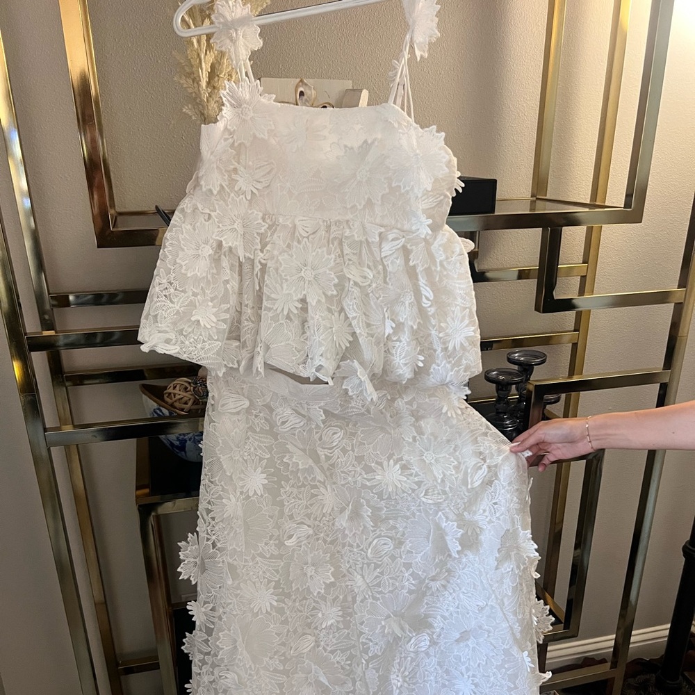 White two piece set. Perfect beach vacay dress or bride to be!!  Size small.